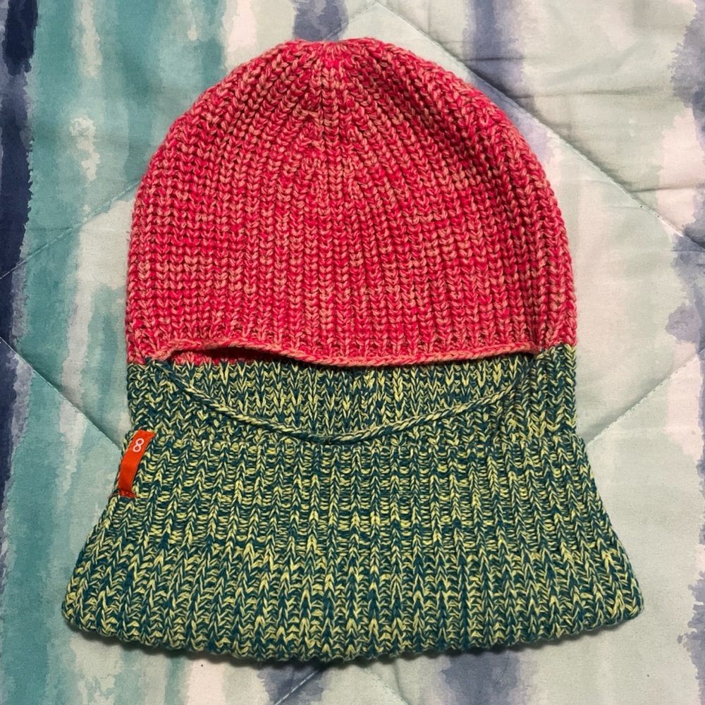 Verloop brand face mask / beanie, ski hat. One size fits most.
